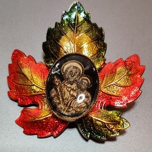 Vintage Leaf Lapel Pin w/St.Joseph medal